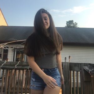 Meet your Posher, Enjolie